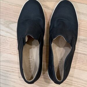 SOUL Naturalizer Black Slip-On Women's Loafers